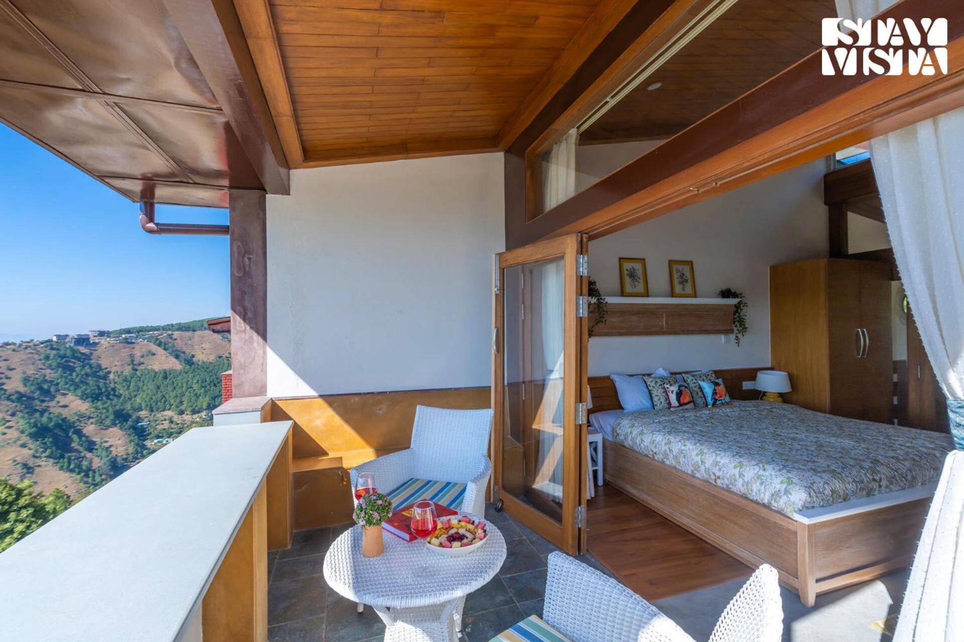 Stayvista At Nook - Elysium Estate 2 Bedroom Cottage With Hill View, Lawn Shimla Bagian luar foto