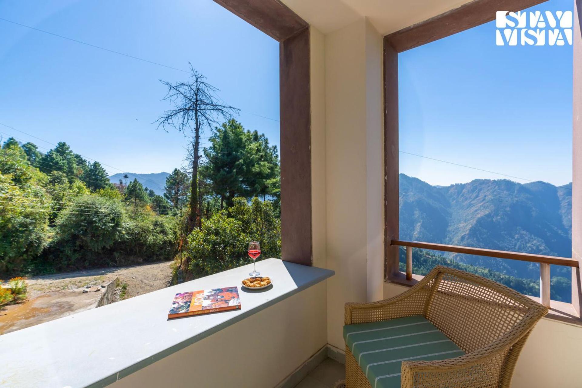 Stayvista At Nook - Elysium Estate 2 Bedroom Cottage With Hill View, Lawn Shimla Bagian luar foto